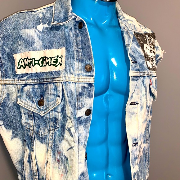 Punk Bleached Vintage Denim Vest - Picture 7 of 7